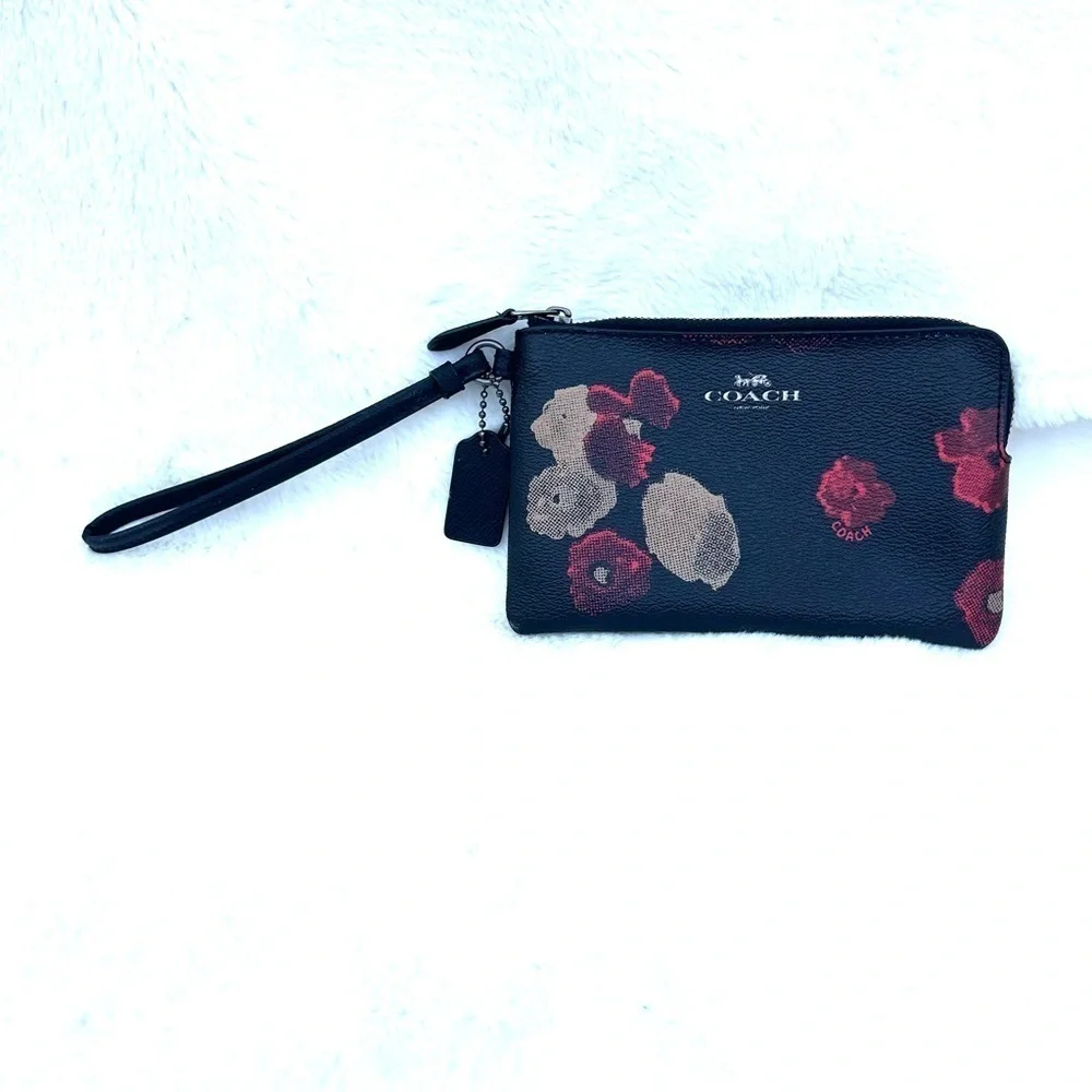 COACH Corner Zip Halftone Floral Print (Poppy) Wristlet